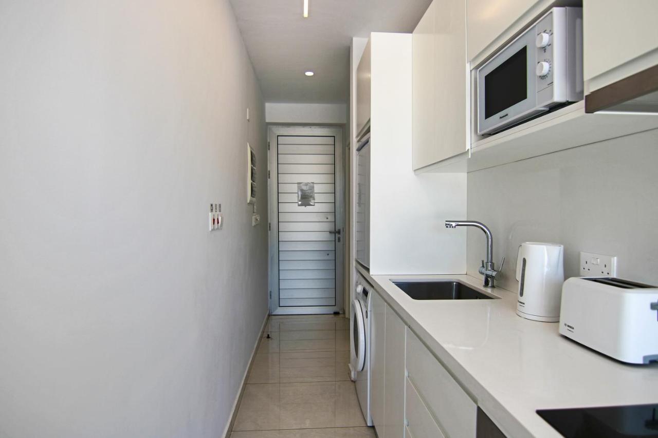 Appartamento Phaedrus Living - Seaside Luxury Flat Harbour 104 Paphos Esterno foto